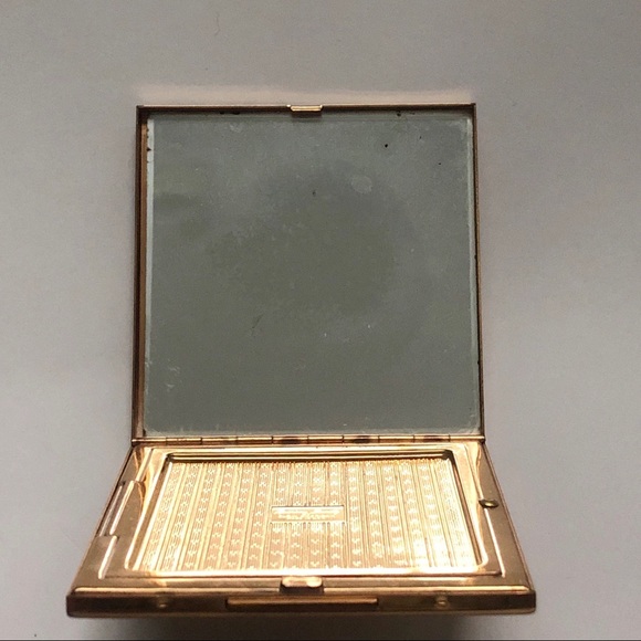 Vintage American Beauty Mirrored Compact - Picture 2 of 3